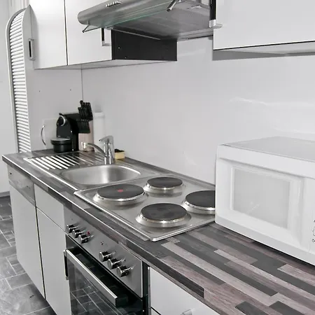 Apartment Royal Westbahnhof Vienna