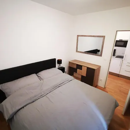 New 43m2 Stylish - 15 Min To City Center