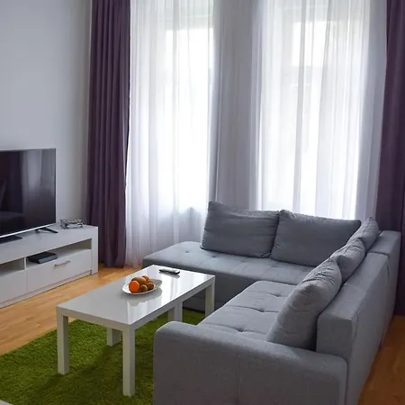 Modern Near Wu, Danube And Prater Wien