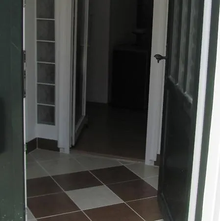 Pensión Nussdorf 2*