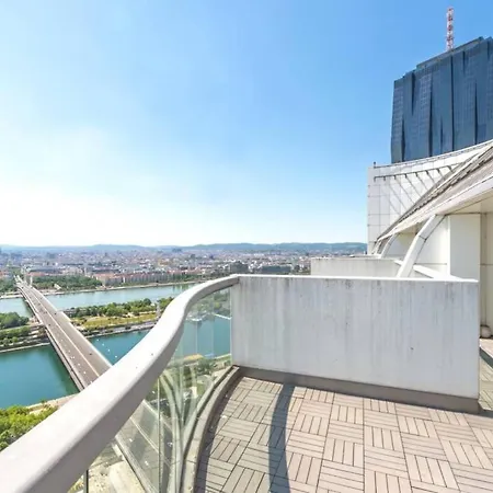 Luxus Penthouse Aussicht über Ganz
