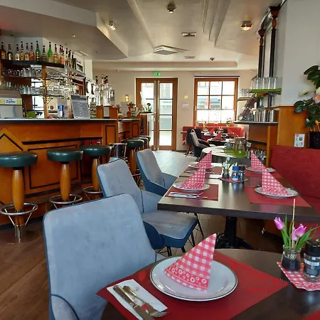 Koenig Hotel 3*