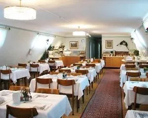Schweizerhof 3* Vienna