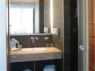 Hotel Eurostars Embassy 4*