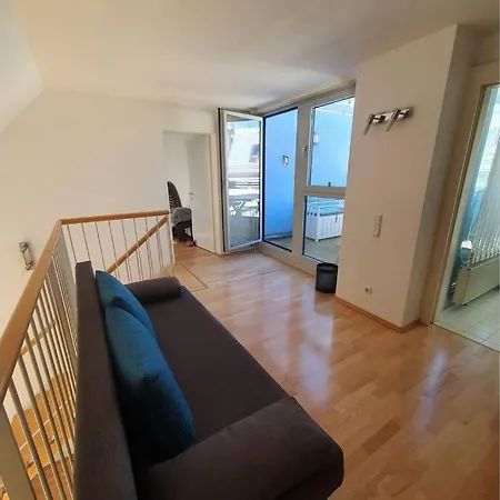 Sonnige Terassenwohnung Apartment