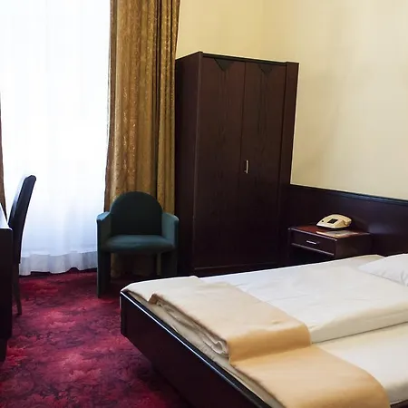 Hotel Furstenhof 3*