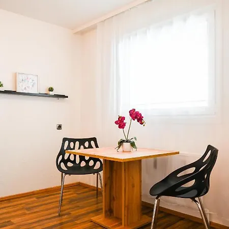 Cozy Margareten *