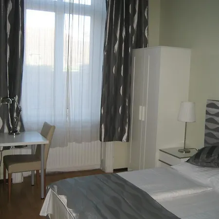 Guest house Schottentor 3*