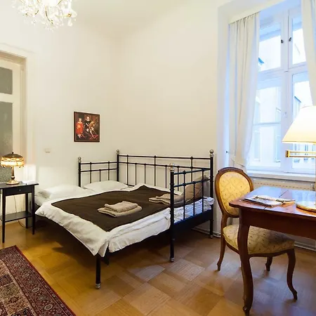 Apartament Elegant *