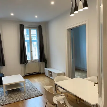 Apartamento 100m2 Naehe 1010 *