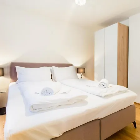Premium Near Parlament In @yourvienna شقة *