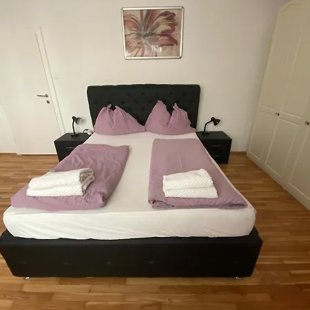 Domino Apartment *