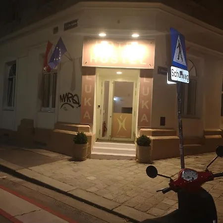 Ch-hotel Luka