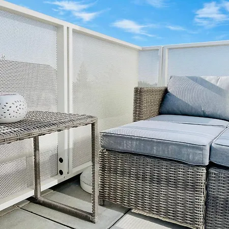 Apartment Gemutliches Sonnenwohnen Bei U-bahn Und Mit Parkplatz