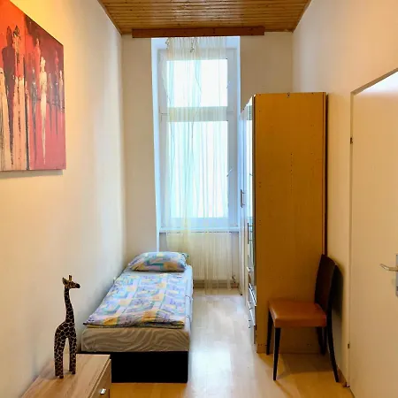 Raisa Lerchenfelder Guertel 30 Apartment