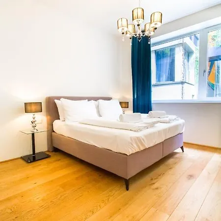 Luxury Near Parlament In @yourvienna *