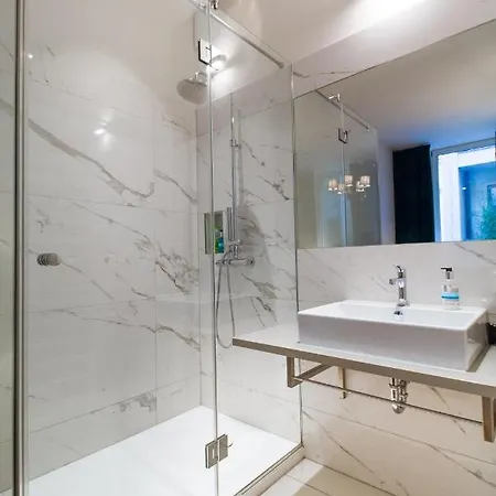 Luxury Near Parlament In @yourvienna *