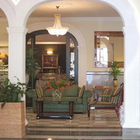Arthotel Ana Gala Hotel 3*