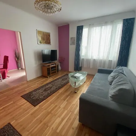 Domino Apartment