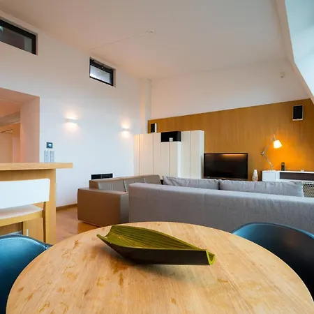 Residence, Hall - Parliament * Vienna