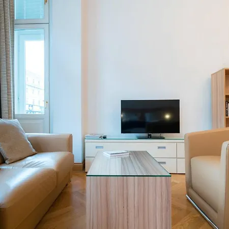 Residence, Hall - Parliament Aparthotel