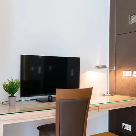 Aparthotel Residence, Hall - Parliament Vienna