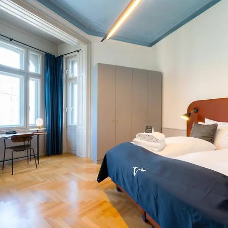 Aparthotel Residence, Hall - Parliament *