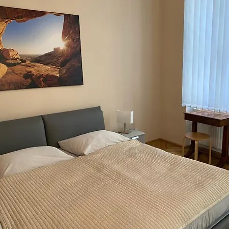 Apartment Mq