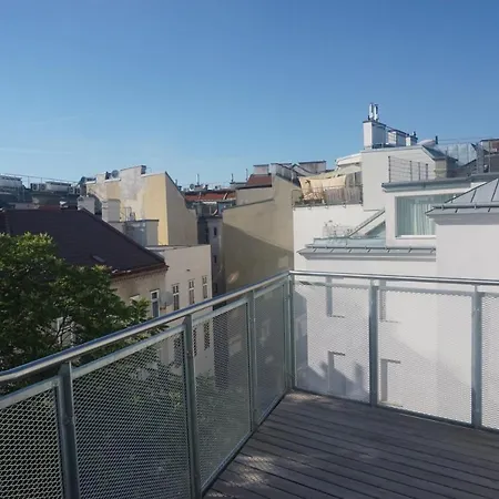 Apartment Augartenblick Penthaus 17 - Blick Zum Riesenrad Vienna