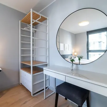 Beautiful In Vienna's Heart 1d Apartment