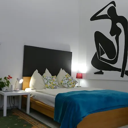 Leopoldsgasse Aparthotel 2*