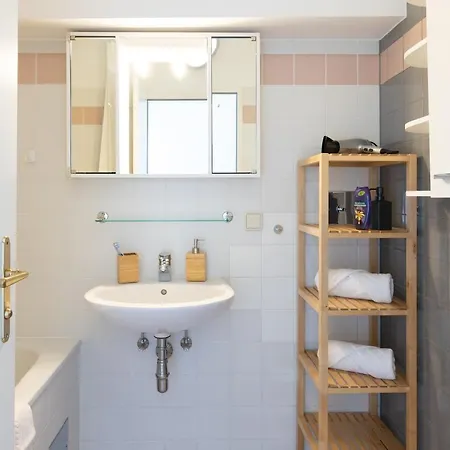 Apartment Yeshello Station Vienna