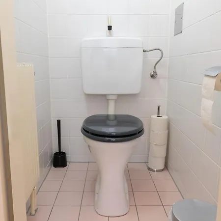 Yeshello Station Apartment