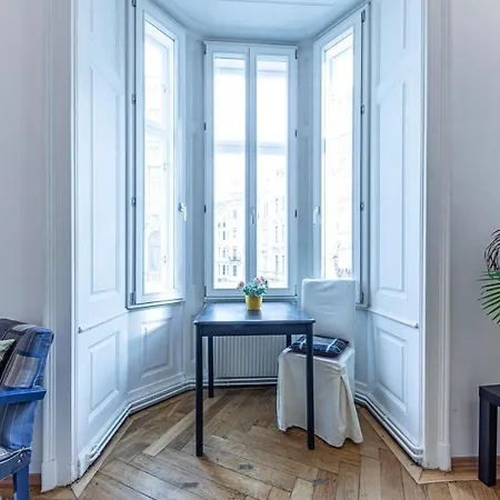 Historic & Luxurious By Jr Apartment Vienna