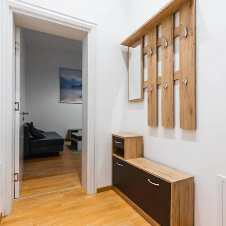 Apartman Family Next To Danube River Bécs