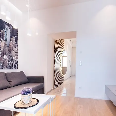 Apartment Zeus Design Unique #36 *