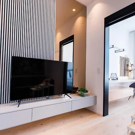 Apartment Zeus Design Unique #36
