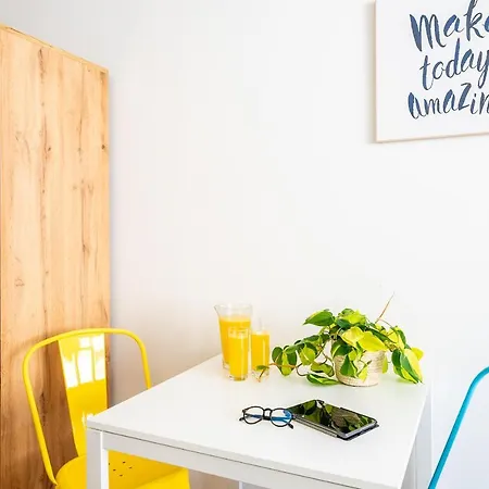 Feelgood Smartliving | Contactless Check-in Вена