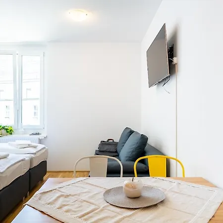 Feelgood Smartliving | Contactless Check-in
