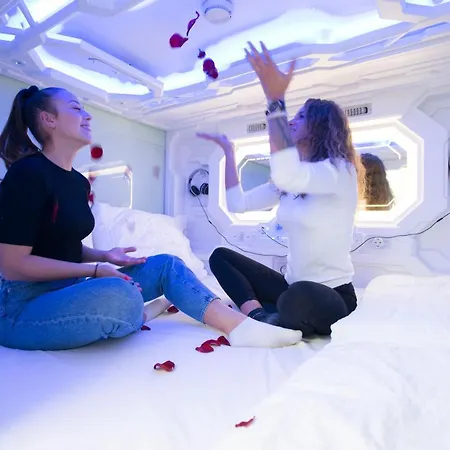 Hostel Space - Center *