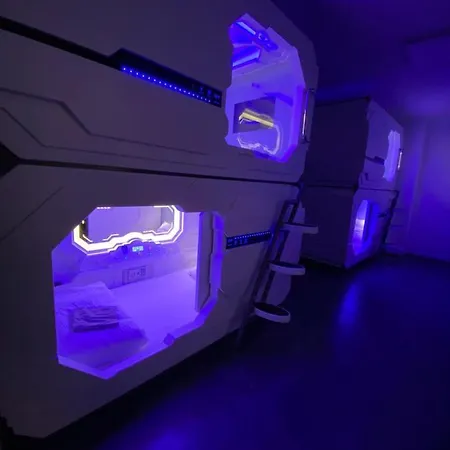 Hostel Space - Center