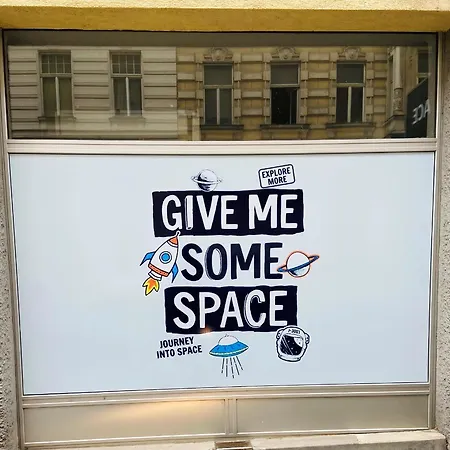 Space - Center *