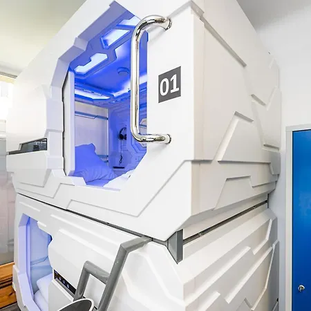 Hostel Space - Center