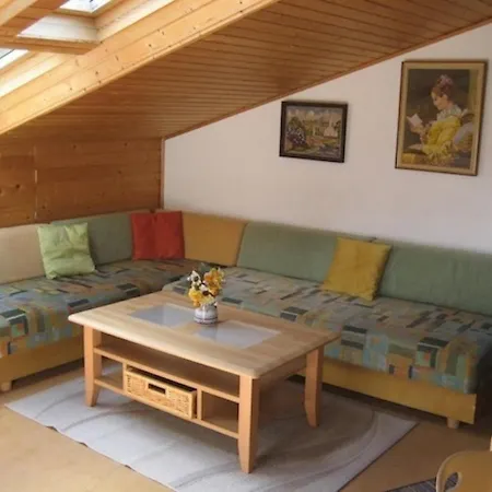 Apartment Wienerwald Im Haus Am Wiesengrund *