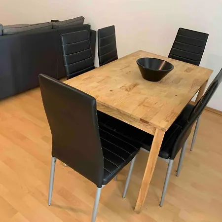 Modern Flat Incl Parking, Near Metro U1 * Vienne