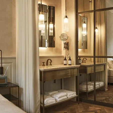 Motto Hotel 4*