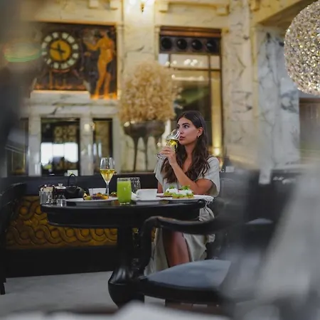 Park Hyatt 5*