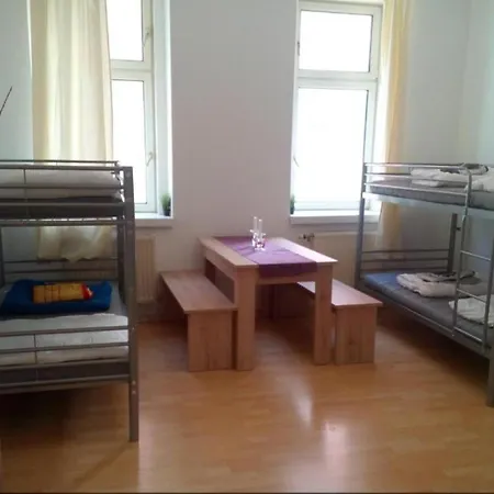 Backpackers Oasis Hostel