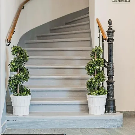 Appartement Palais Joseph Apartments, Contactless Check In *