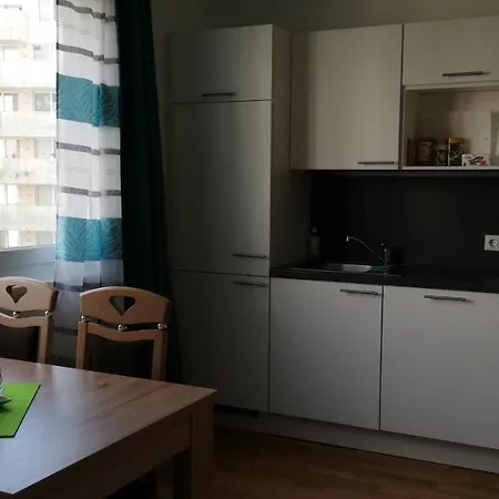 Exquisit Simmering Apartment *